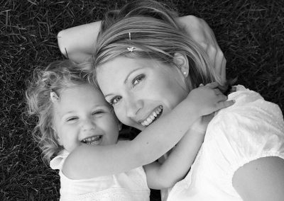 mom-daughter-smiling