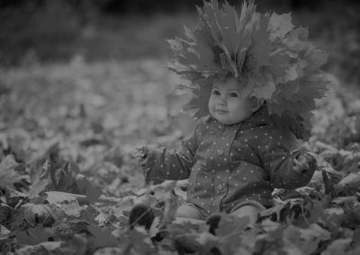 BabyInLeaves